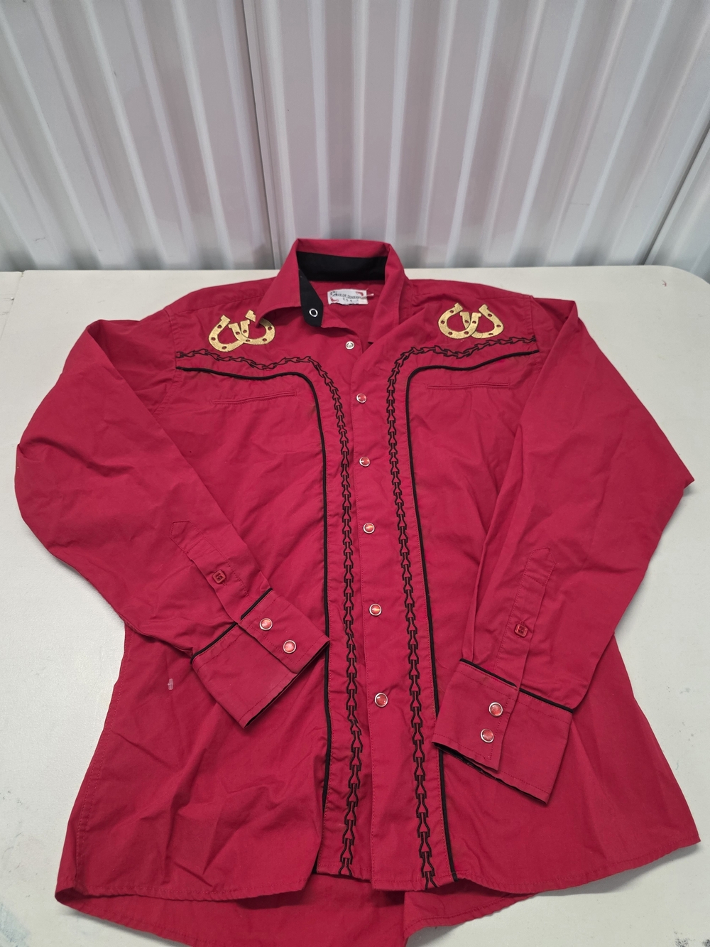 Ace of Diamond Mens Red Western Shirt Gold Spur Embroidery Pearl Snap Medium
